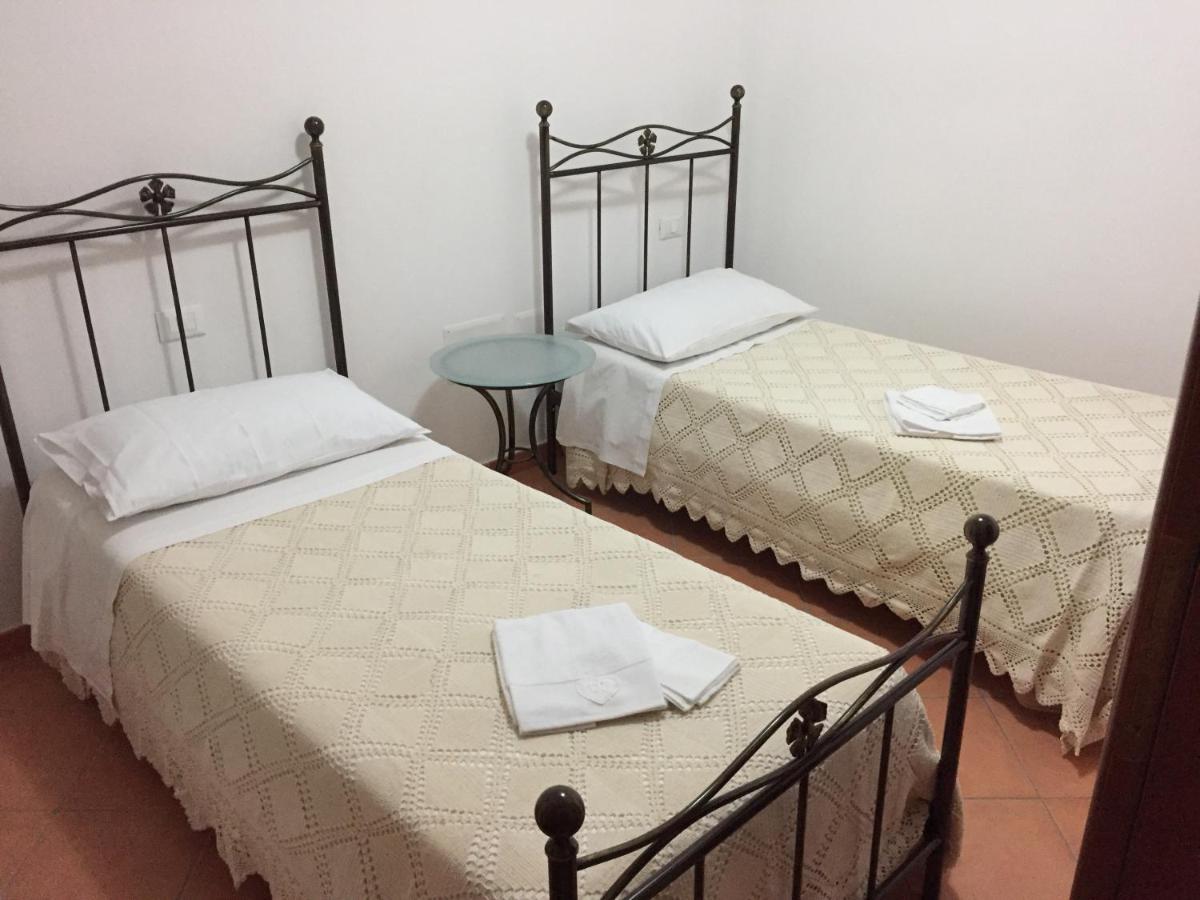 Bed and Breakfast Sa Domo De Su Re Torralba Exterior foto